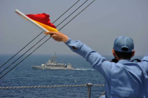 ２６次派遣海賊対処行動水上部隊 護衛艦きりさめ アラブ首長国連邦海軍と訓練